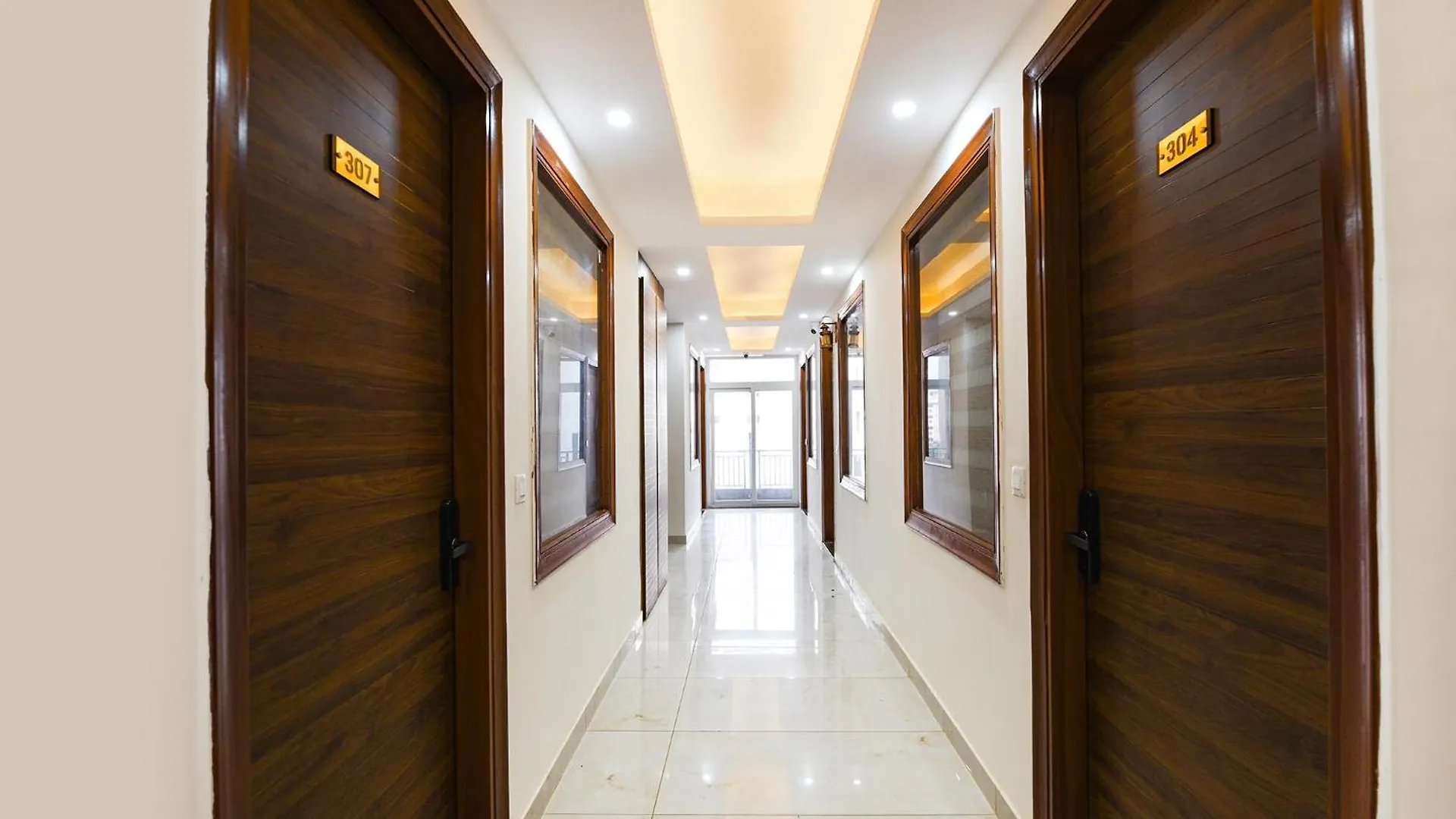 Fabhotel Sk Residency Gurgaon Hotell